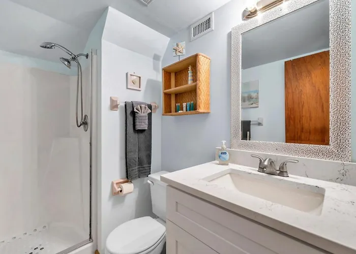 19802 Gulf Blvd Unit B * Clearwater Beach