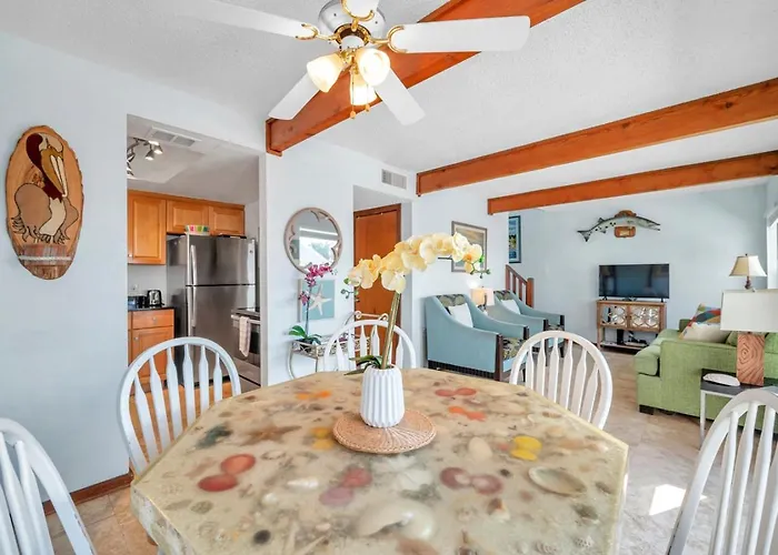 19802 Gulf Blvd Unit B *